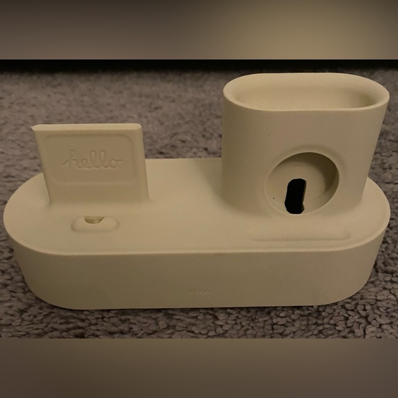 Elago Charging Station - Picture 4 of 5